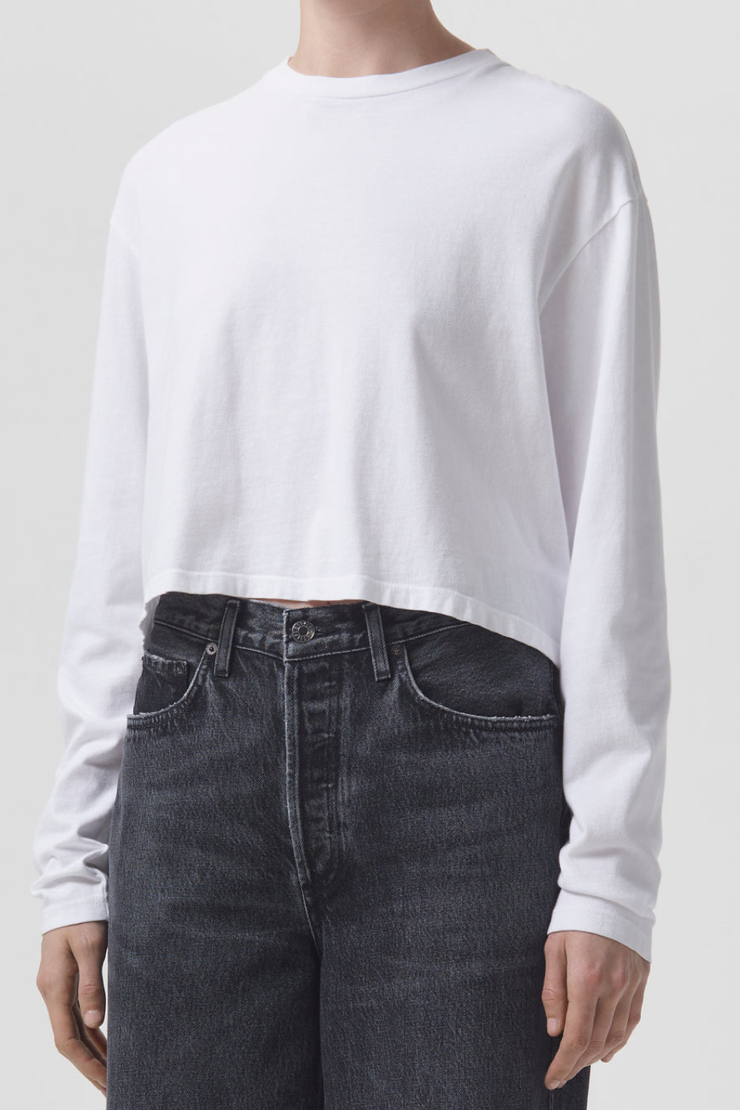 Image of model wearing Agolde Mason cropped tee in white