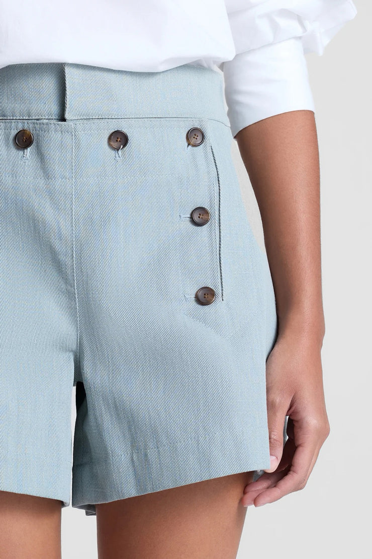 Image of model wearing the A.L.C. Lucas Short front view close up