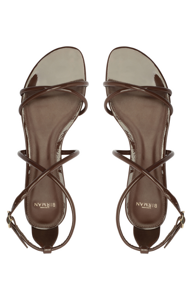 Image of Lory flat in brown