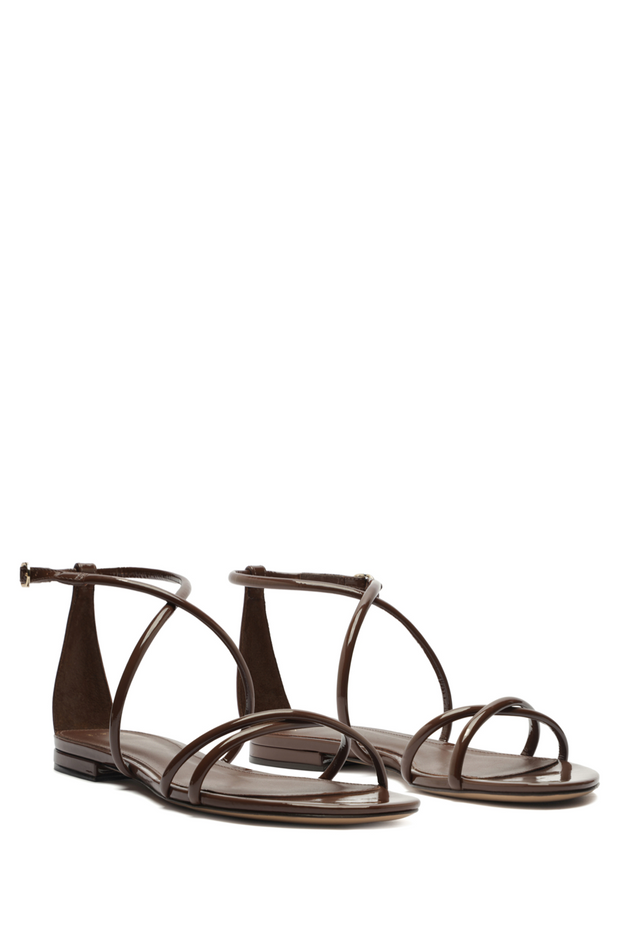 Image of Lory flat in brown