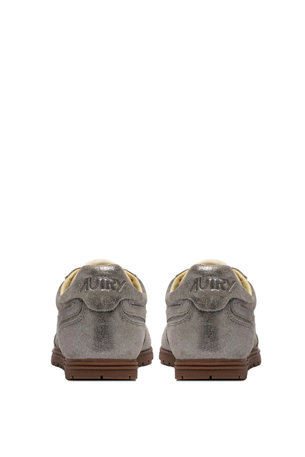 Image of the Autry Windspin Low back view