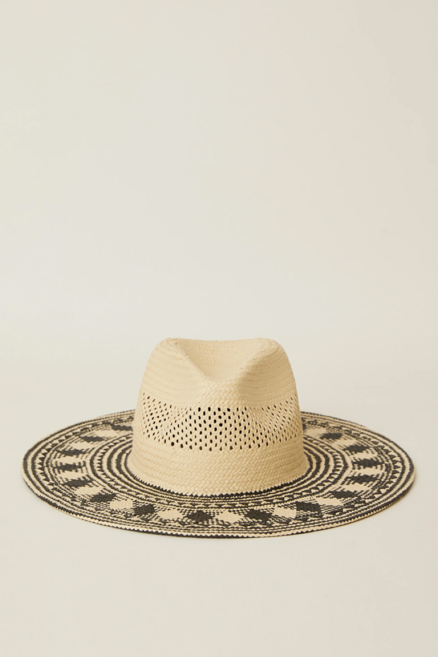 Image of BTB Nora hat in natural/black