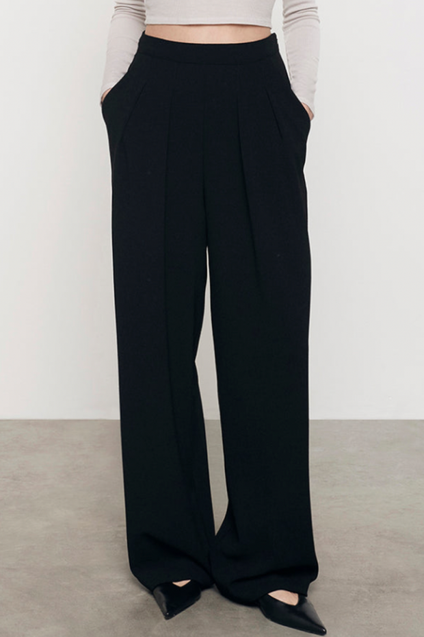 Image of Enza Costa essential crepe pant in black