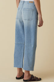 Image of model wearing the Le Jean Utility Soft Barrel back view