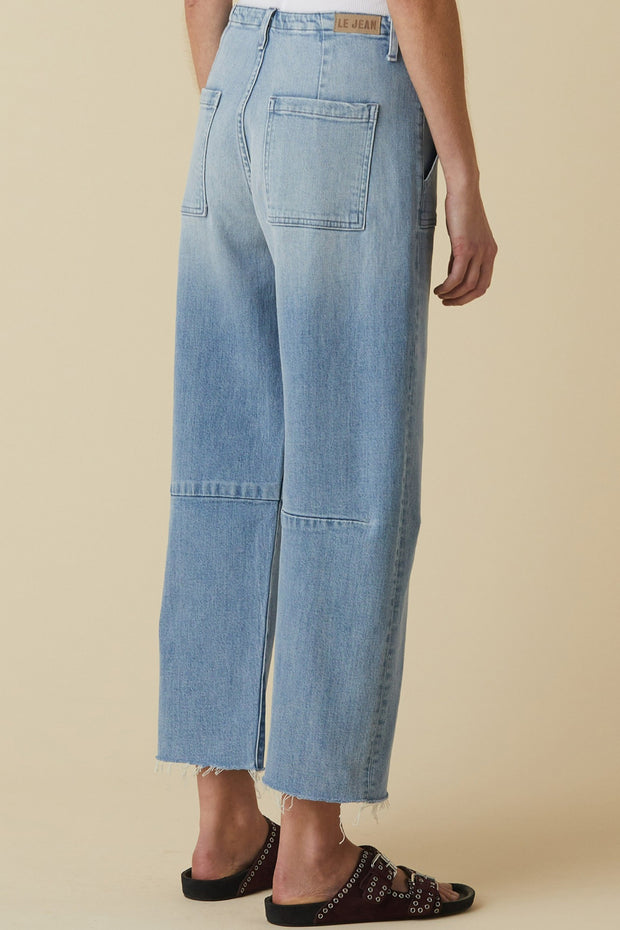 Image of model wearing the Le Jean Utility Soft Barrel back view