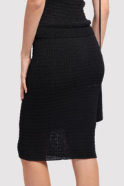 Image of model wearing the Minnerose Linen Cotton Blend Skirt back view