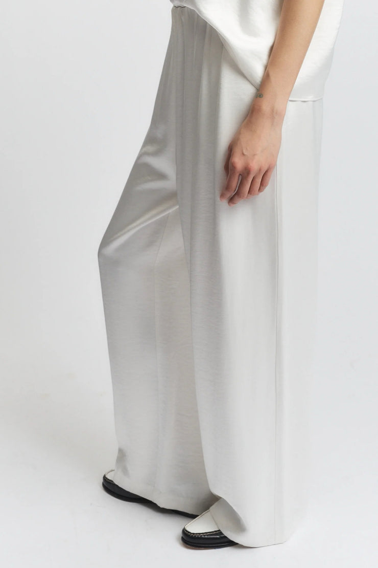 Image of the SAINT ART Paige Pull-On Pant side view