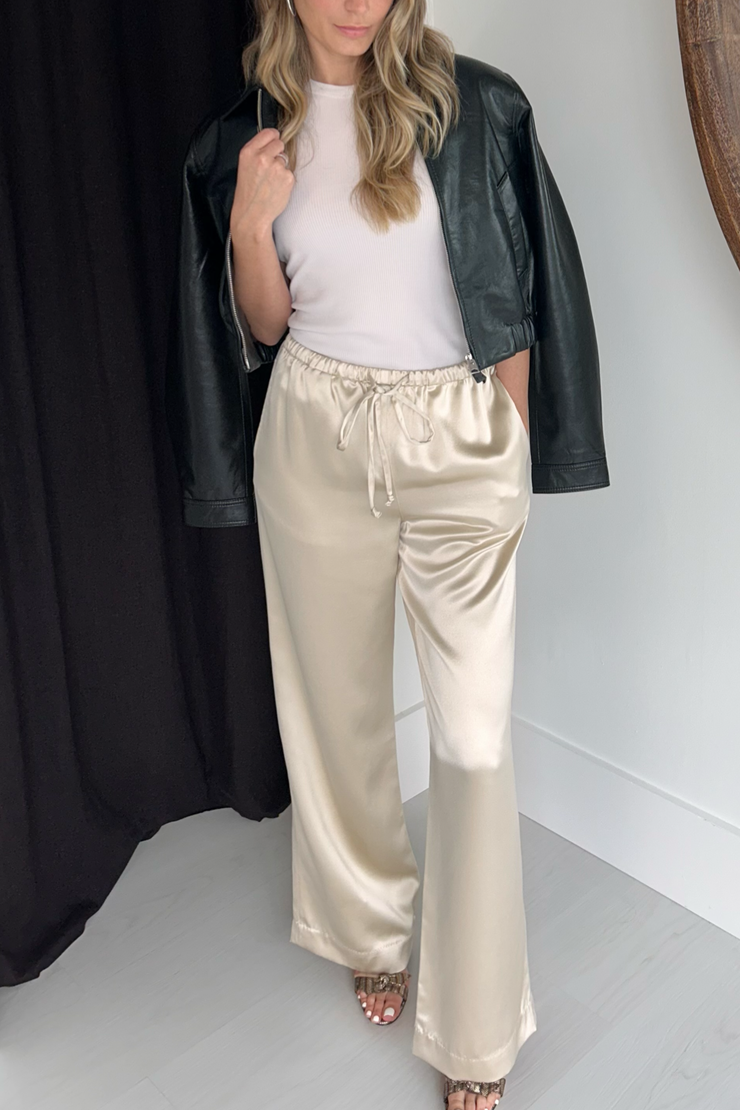 Image of SPRWMN Kauai pants in champagne