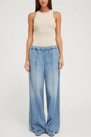 Image of SPRWMN wide leg pintuck pull on jean