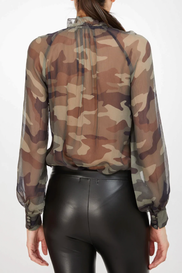Image of model wearing Generation Love noa blouse in camouflage